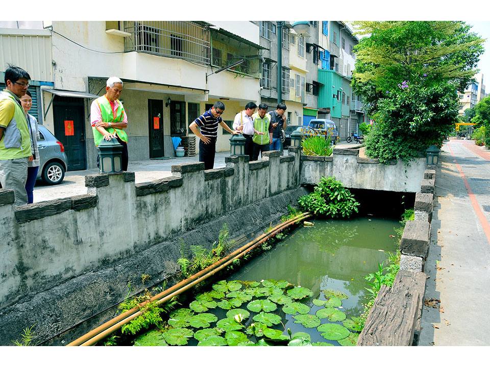 認養「新町溝」創造在地價值 市長邱建富讚許造福社區