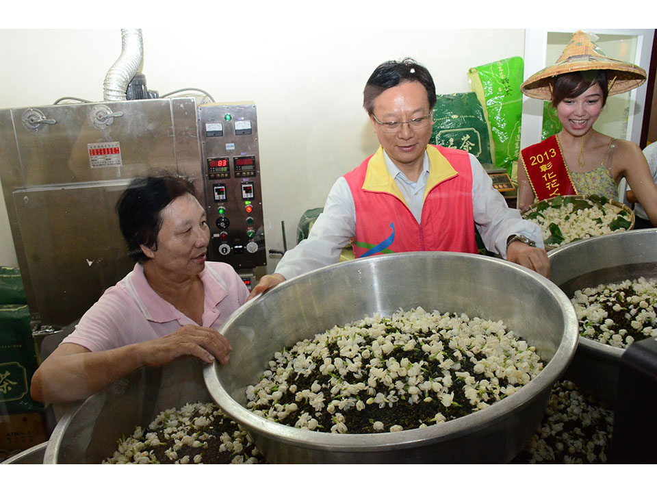 輔導花壇推展茉莉花產業  夢想館帶動花壇起飛