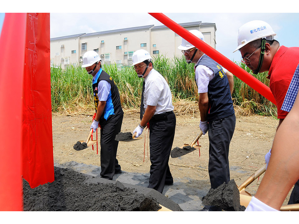 公四公園預定地動土  邱建富:闢建西區最大公園