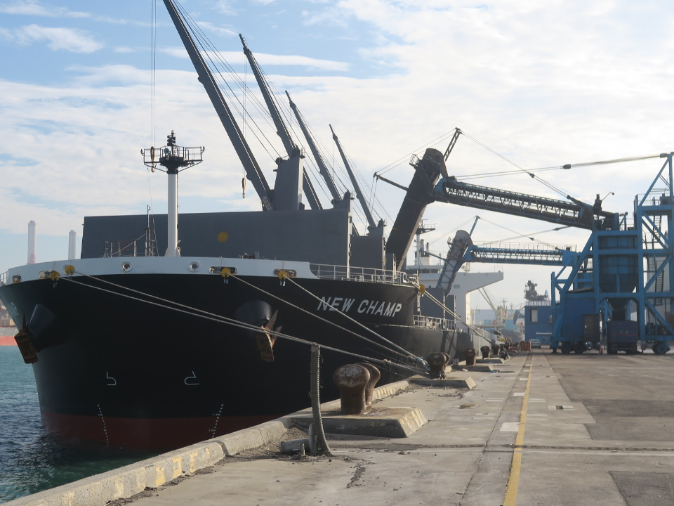 終止合約! 顏家台中港105號碼頭被收回