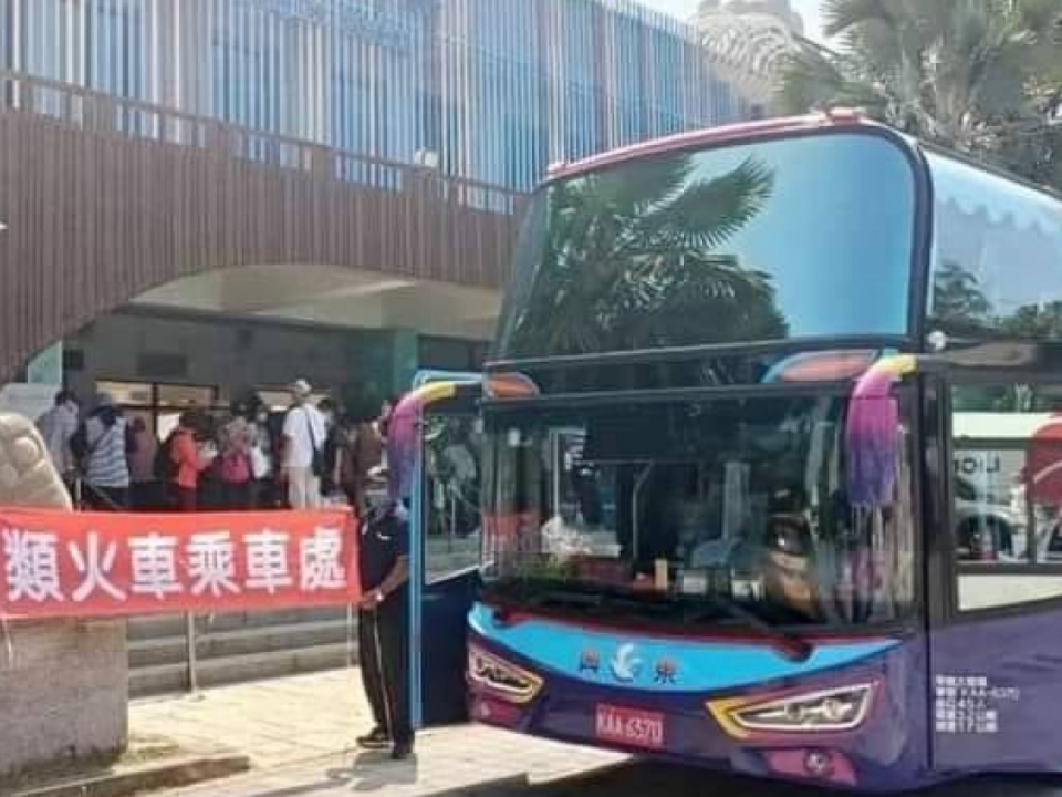 「類火車」真上路了⋯網曝搭車現場掀熱議