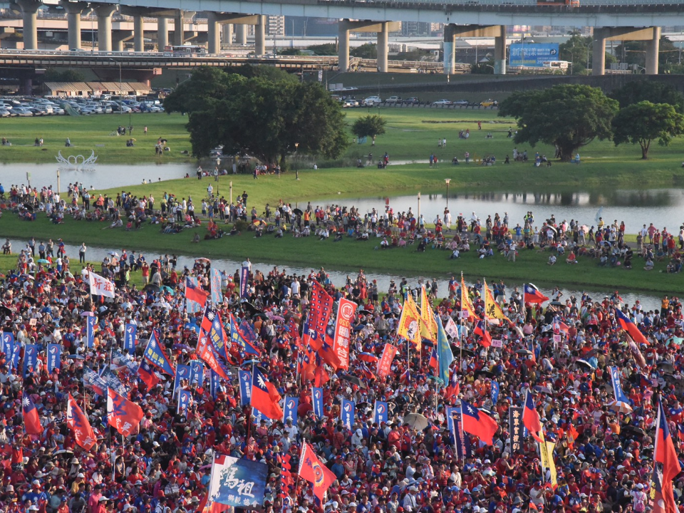 抗郭！搶救韓國瑜頹勢？黨內下令民代「一人動員350人」