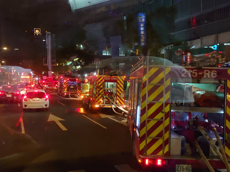 內政部消防署電信機房突冒煙 值班人員嗆傷送醫 