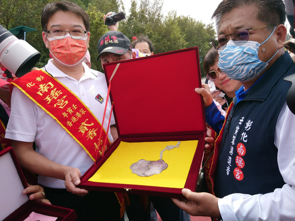 南瑤宮笨港進香古禮 枋橋頭天門宮祭貳香換娘傘