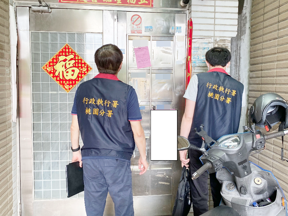 11歲童欠128筆國道通行費 名下車輛「老爸的」