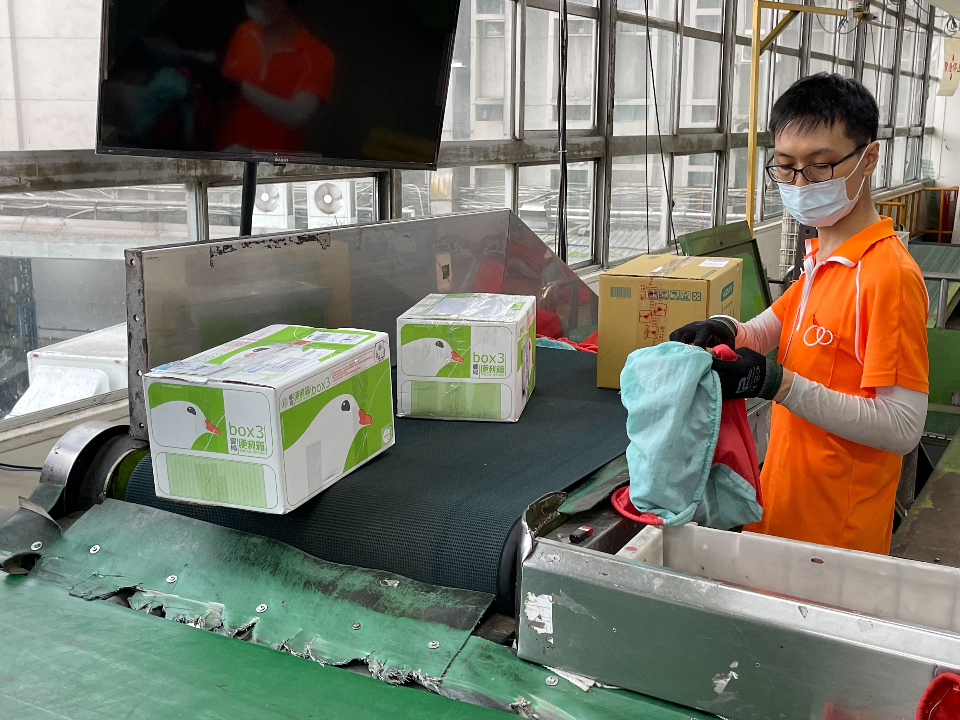 鐵飯碗！中華郵政要招1397人 月薪上看5.3萬元