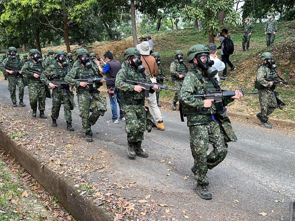 特戰兵嗆蔡英文 「戰鬥裝輸教召」！陸軍司令部回應  