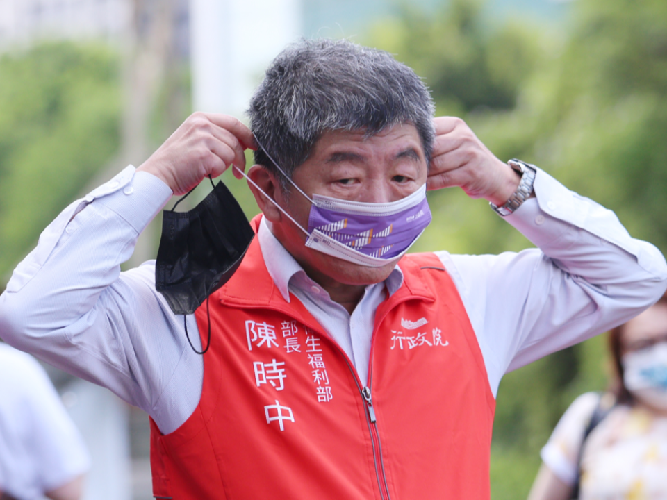 陳時中喊扛責出戰北市長 蔣：烙跑指揮官