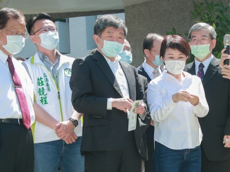 陳時中點名盧秀燕：最感謝她