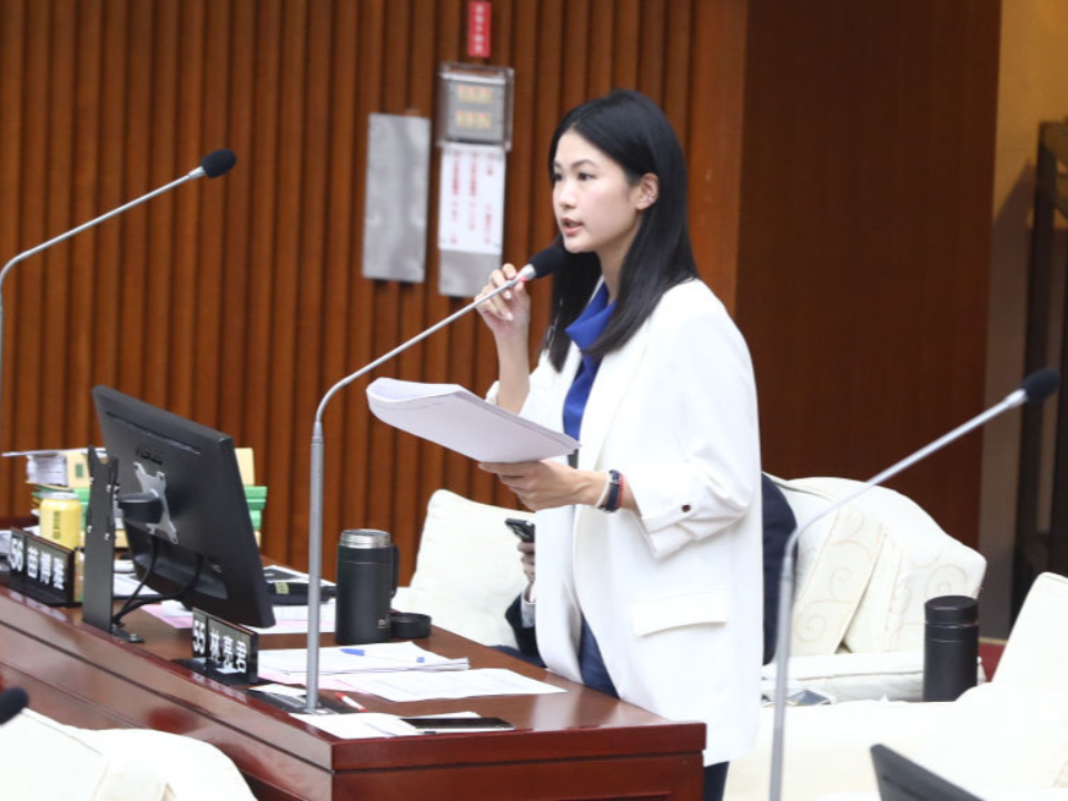「裸照威脅」喊機會只給一次！ 林亮君提告：嚇不了我