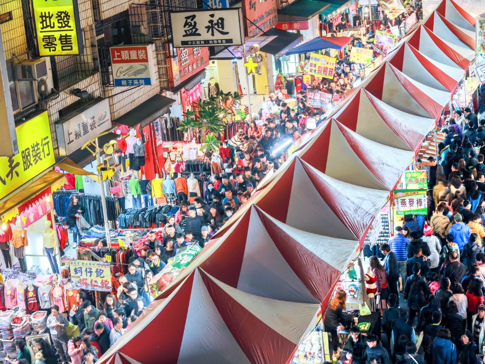 辦年貨抽黃金 台中天津商圈年貨大街開張 