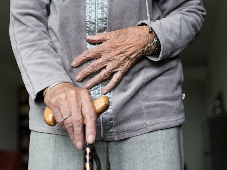 性侵阿嬤！35歲舉弱男改逼口交遭重判還要賠80萬