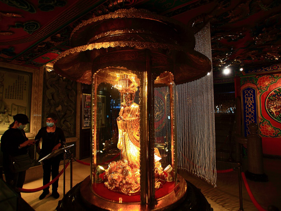 控鎮瀾宮金媽祖銅實心「不純」 雕刻師：沒常識