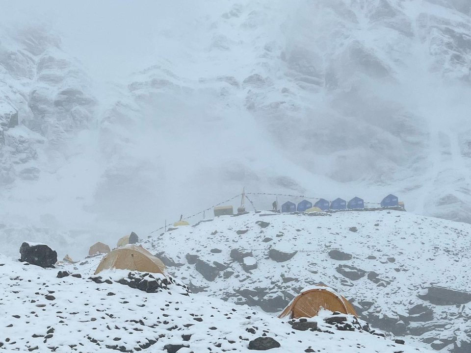 登山女神IG限動「要公布好消息」附愛心圖！爆偷吃人夫...全被打亂