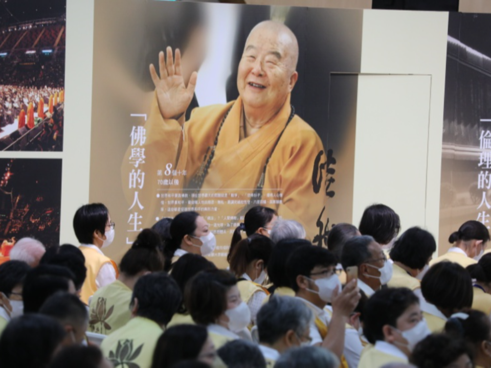 送行星雲法師 蔡總統頒褒揚令