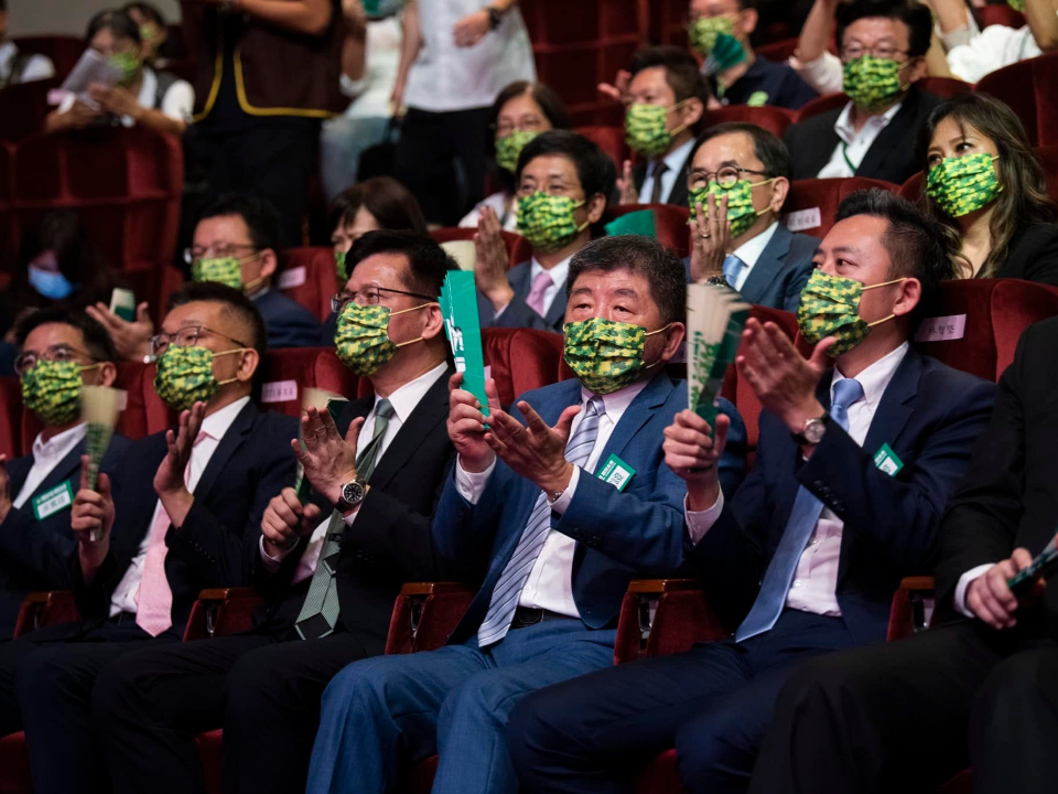 民進黨「全體裝瞎挺林智堅」她見「1畫面」開嗆