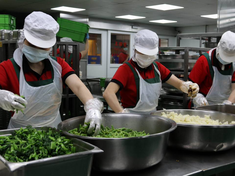 學校頻停課 團膳業者2個月賠1億