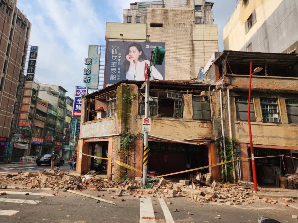 花蓮7.2地震全台狂搖 各地災情